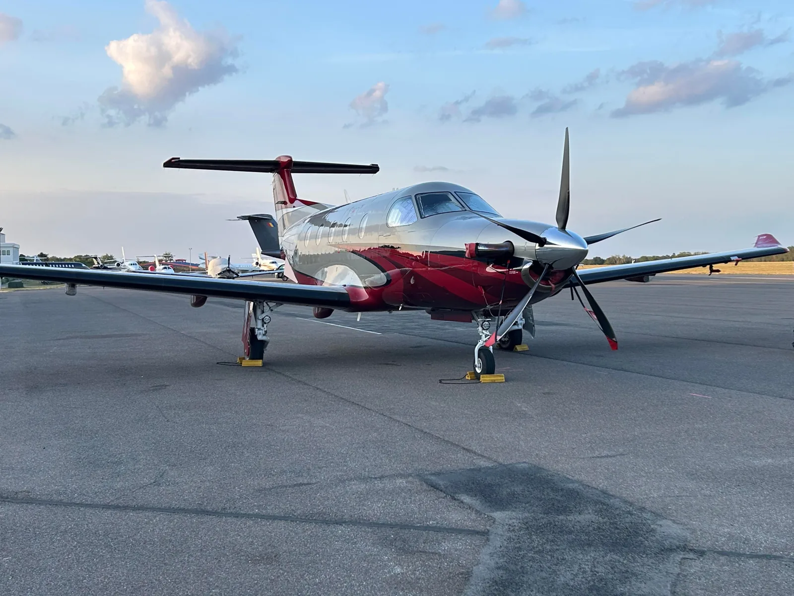 Exterior aircraft cleaning and detailing at Stansted Airport